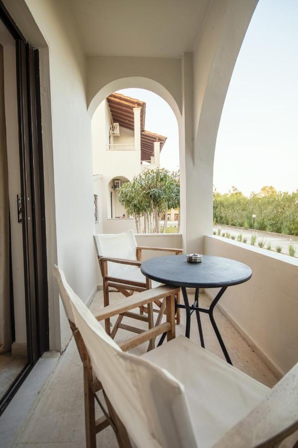 Parakladi Seaside Retreat Melíkia Dış mekan fotoğraf